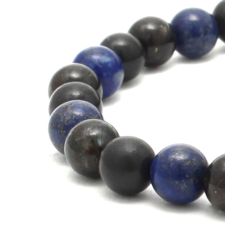 Krystal armbånd med Nuumit, Lapis Lazuli og Shungit til Kommunikation